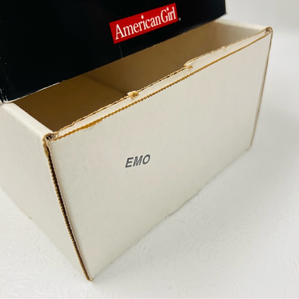 American Girl LINDSEY Doll Box, empty - Picture 3 of 4